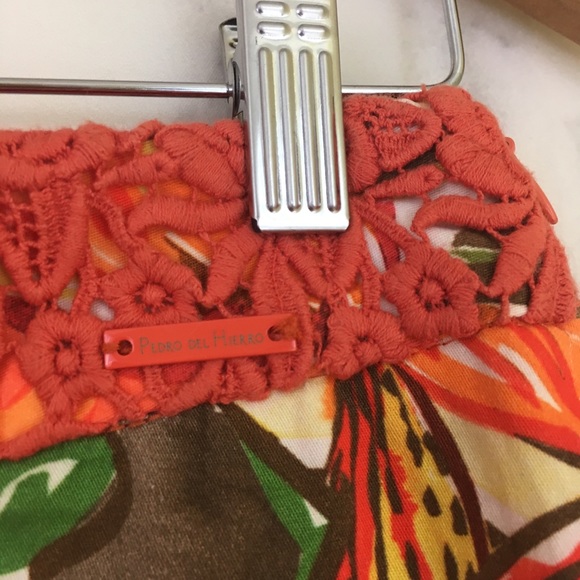 ❤️{3/$25} Pedro Del Hierro Floral Mini Skirt - Picture 5 of 7